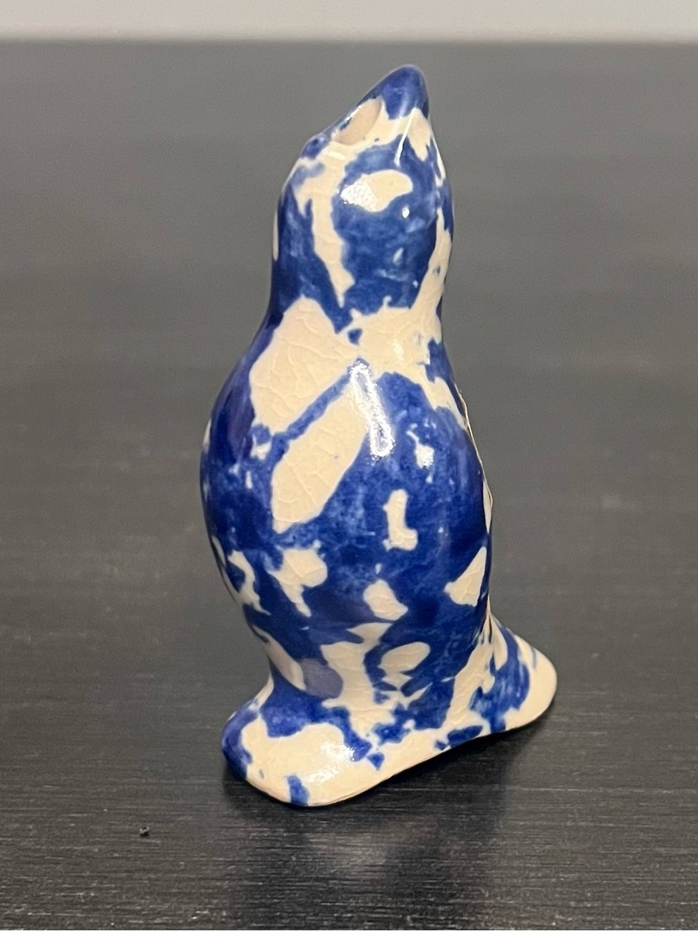 VTG Blue White Spongeware Pie Bird Pie Funnel Stoneware Baking Vent 3.25”